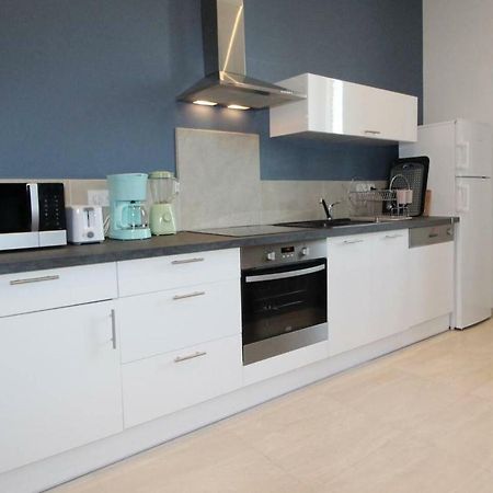 Appartement Spacieux Et Confortable La Roche-de-Glun Eksteriør billede