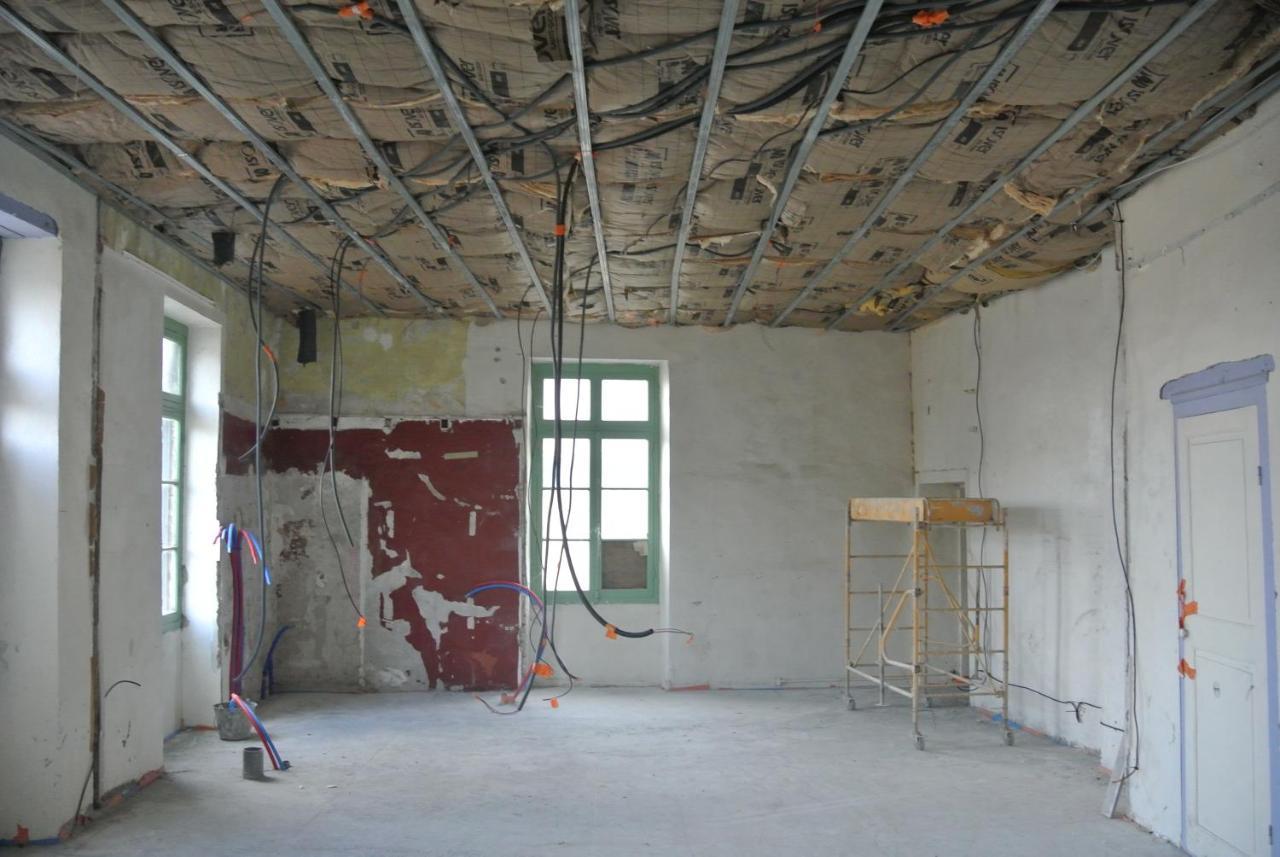 Appartement Spacieux Et Confortable La Roche-de-Glun Eksteriør billede