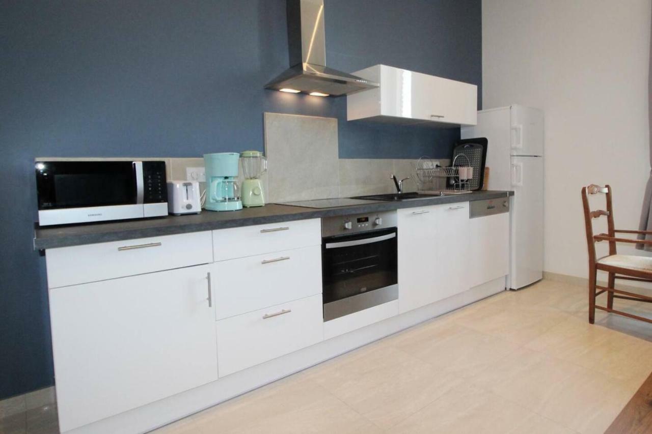 Appartement Spacieux Et Confortable La Roche-de-Glun Eksteriør billede
